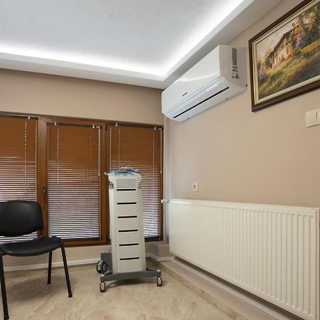 Hotel Velista Voneshta Voda ภายนอก รูปภาพ