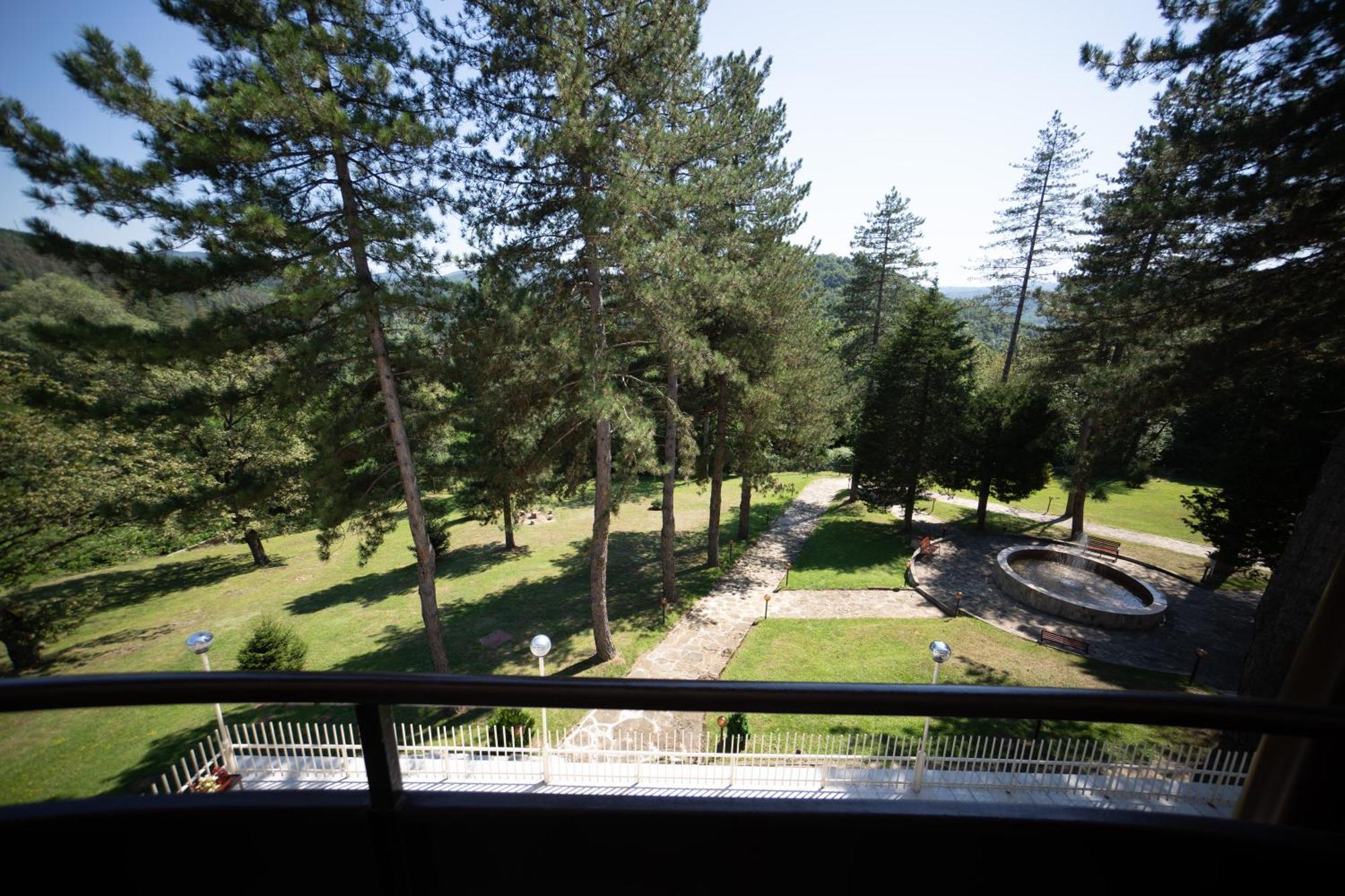 Hotel Velista Voneshta Voda ภายนอก รูปภาพ