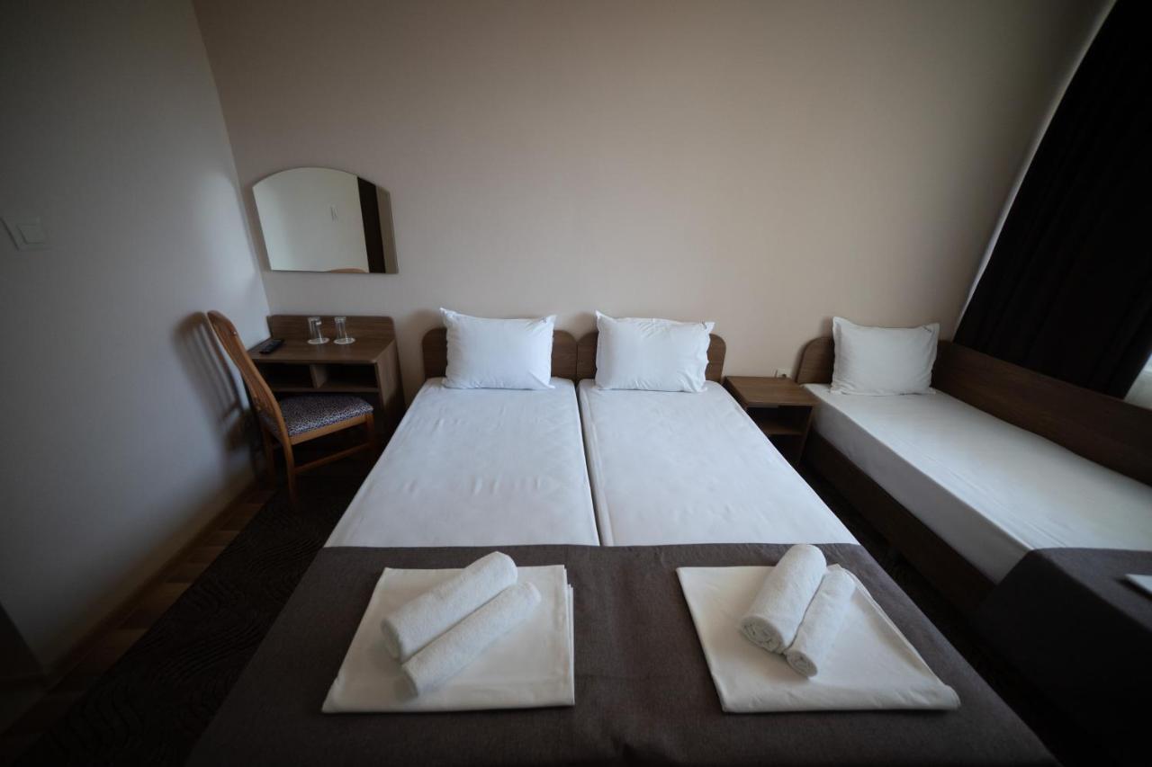 Hotel Velista Voneshta Voda ภายนอก รูปภาพ