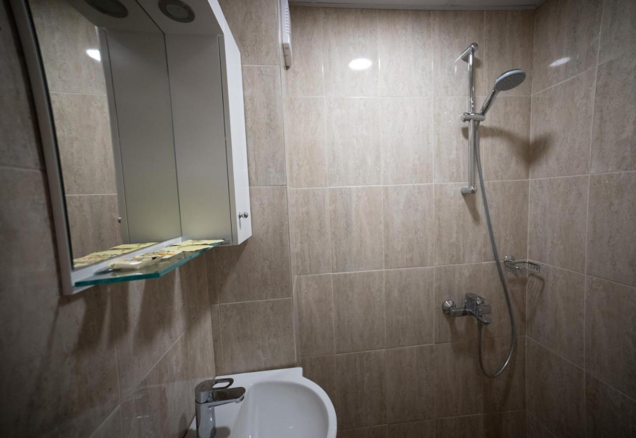 Hotel Velista Voneshta Voda ภายนอก รูปภาพ